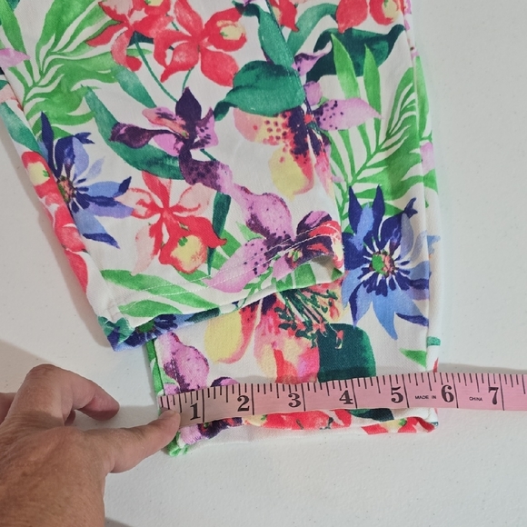 Hue Floral Print Jeggings - Picture 7 of 8